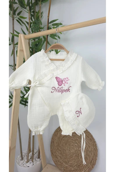gros shop Müslin Yeni Doğan 4Katlı Organik %100Pamuk Kişiye Özgü Nakışlı Hastane Çıkış Seti (Çoklu Kelebek-2) - Resim 4