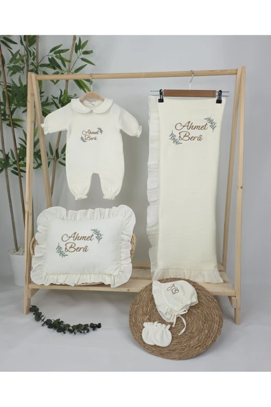 gros shop Müslin Yeni Doğan 4Katlı Organik %100Pamuk Kişiye Özgü Nakışlı Hastane Çıkış Seti (Dal Modell-2) - Resim 2