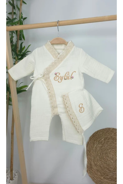 gros shop Müslin Yeni Doğan 4Katlı Organik %100Pamuk Kişiye Özgü Nakışlı Hastane Çıkış Seti (Kalpli Model-5) - Resim 4