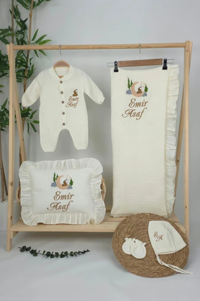 gros shop Müslin Yeni Doğan 4Katlı Organik %100Pamuk Kişiye Özgü Nakışlı Hastane Çıkış Seti (Kurt Model-1) - Resim 2