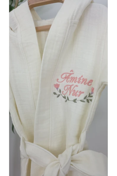 gros shop Müslin Yeni Doğan 4Katlı Organik %100Pamuk Kişiye Özgü Nakışlı Hastane Çıkış Seti (Çiçek Model-2) - Resim 3