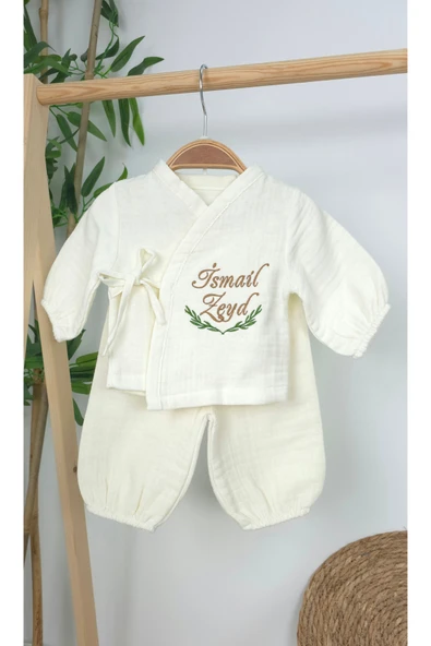 gros shop Müslin Yeni Doğan 4Katlı Organik %100Pamuk Kişiye Özgü Nakışlı Hastane Çıkış Seti (Aslan Model-2) - Resim 4