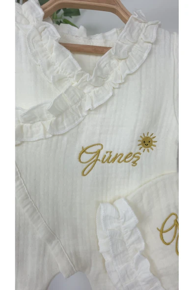 gros shop Müslin Yeni Doğan 4Katlı Organik %100Pamuk Kişiye Özgü Nakışlı Hastane Çıkış Seti (Güneş Model-2) - Resim 3