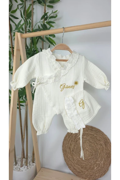 gros shop Müslin Yeni Doğan 4Katlı Organik %100Pamuk Kişiye Özgü Nakışlı Hastane Çıkış Seti (Güneş Model-2) - Resim 2