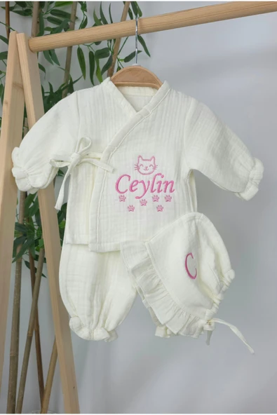 gros shop Müslin Yeni Doğan 4Katlı Organik %100Pamuk Kişiye Özgü Nakışlı Hastane Çıkış Seti (Kedi Patisi) ürün görseli