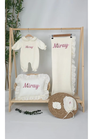 gros shop Müslin Yeni Doğan 4Katlı Organik %100Pamuk Kişiye Özgü Nakışlı Hastane Çıkış Seti (Papatya Model-12) - Resim 2