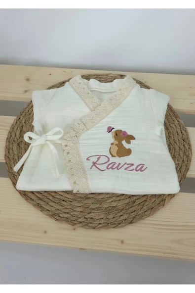 gros shop Müslin Yeni Doğan 4Katlı Organik %100Pamuk Kişiye Özgü Nakışlı Hastane Çıkış Seti (Tavşan Model-5) - Resim 4