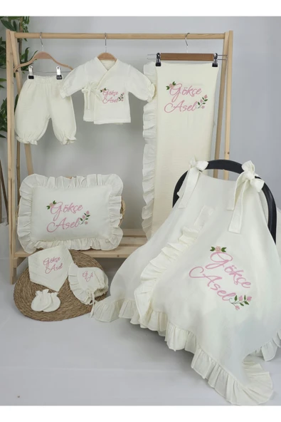 gros shop Müslin Yeni Doğan 4Katlı Organik %100Pamuk Kişiye Özgü Nakışlı Hastane Çıkış Seti (Güllü Model-2) - Resim 2