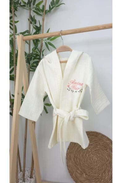 gros shop Müslin Yeni Doğan 4Katlı Organik %100Pamuk Kişiye Özgü Nakışlı Hastane Çıkış Seti (Çiçek Model-2) - Resim 2