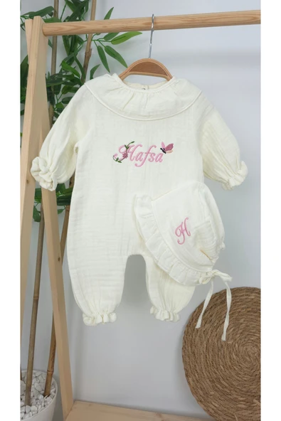 gros shop Müslin Yeni Doğan 4Katlı Organik %100Pamuk Kişiye Özgü Nakışlı Hastane Çıkış Seti(Kelebekli Papatya) - Resim 2