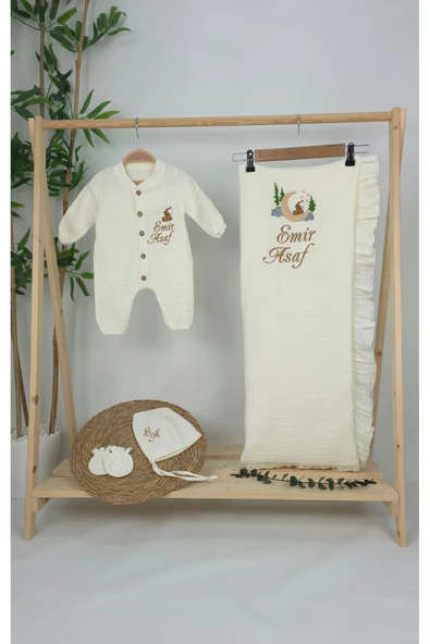 gros shop Müslin Yeni Doğan 4Katlı Organik %100Pamuk Kişiye Özgü Nakışlı Hastane Çıkış Seti (Kurt Model-1) - Resim 2