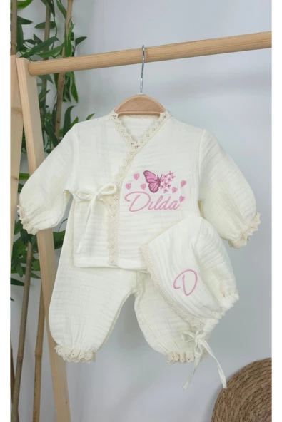 gros shop Müslin Yeni Doğan 4Katlı Organik %100Pamuk Kişiye Özgü Nakışlı Hastane Çıkış Seti (Çoklu Kelebek-3) - Resim 4