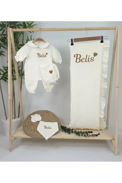 gros shop Müslin Yeni Doğan 4Katlı Organik %100Pamuk Kişiye Özgü Nakışlı Hastane Çıkış Seti-Kahverengi Kalpli - 3