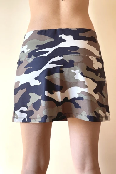 FITCLOCKS Kadın Haki Yeşil Kamuflaj Desenli Spor Ve Günlük Kullanım Mini Tenis Şort Etek - Resim 4
