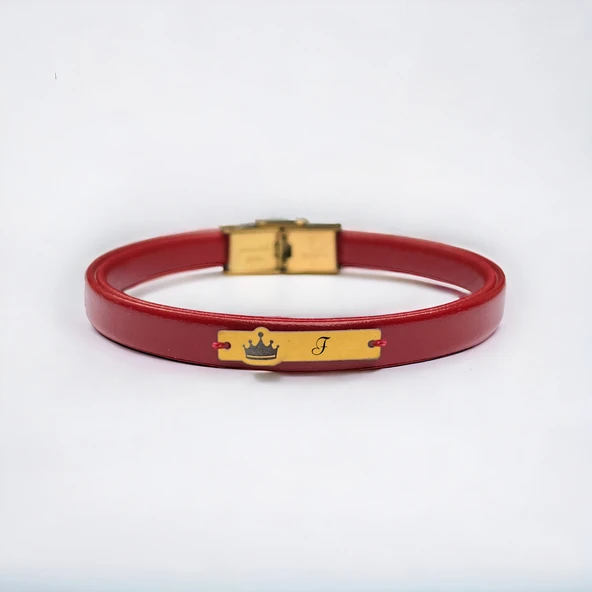 14 Ayar Altın Plakalı Harfe Özel Koyu Kırmızı Derili Taç Motifli Hediye Bileklik-567 ürün görseli