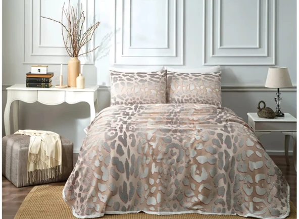 Taç Ranforce Çift Kişilik Pike Takımı Lacey Gül Kurusu