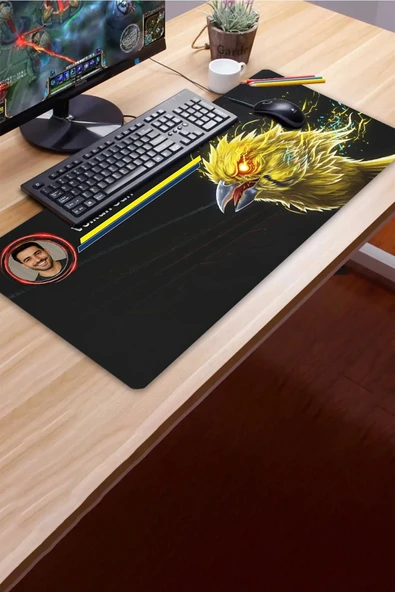 SonicTouch Kişiye isme Özel Kanarya Figürlü Sarı Lacivert Fotoğraflı XXL Dikişsiz Gamer Klavye Mousepad 40x90cm - Resim 3