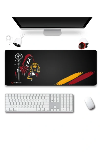 SonicTouch Aslan Muhafızı Sarı Kırmızı Dikişsiz Pürüzsüz Sıvı Geçirmez XXL Gamer Klavye Mousepad 40x90cm ürün görseli
