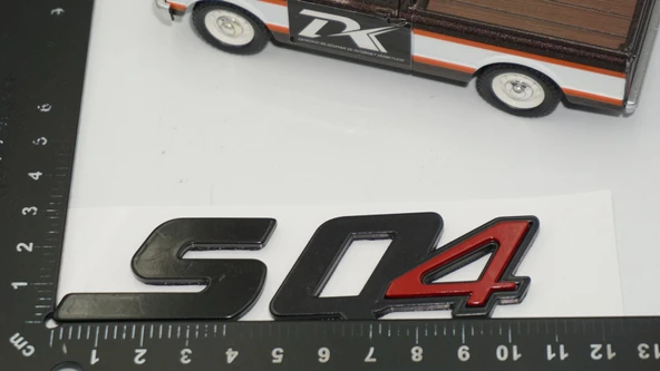 DK Tuning SQ4 Kırmızı Siyah Bagaj Logo Arma Maserati ile Uyumlu - Resim 2