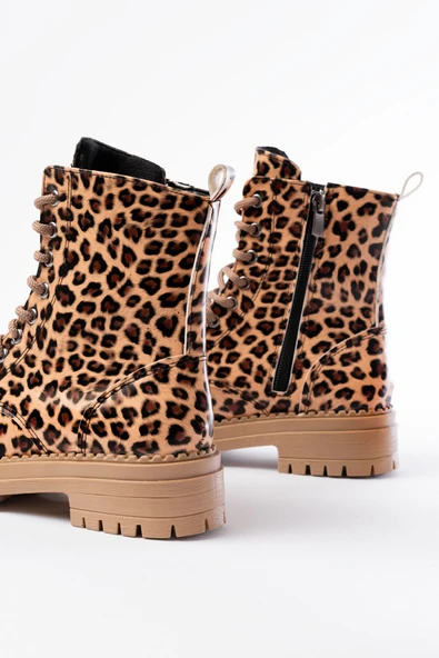 2121-356 Parlak Leopar Bağcıklı Fermuarlı Günlük Kadın Bot - Resim 5