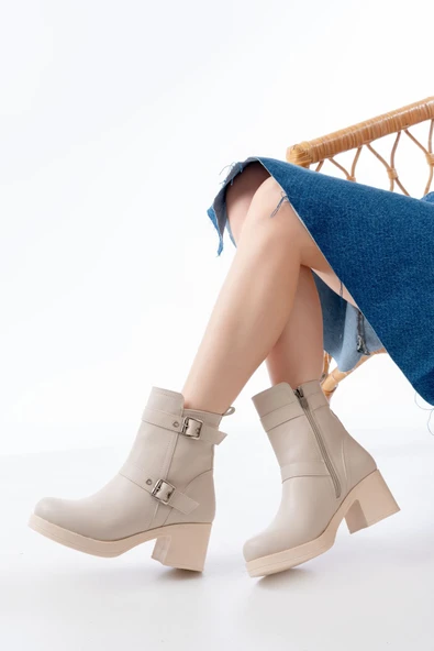 5109-3027 Bej Topuklu Fermuarlı Günlük Kadın Bot ürün görseli