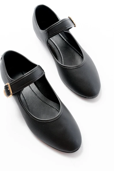 2606 Siyah Baretli Günlük Bayan Ayakkabı - Resim 4