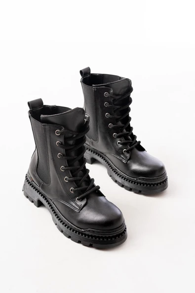 2051-298 Siyah Cilt Düz Topuklu Bağcıklı Lastikli Günlük Kadın Bot - Resim 5