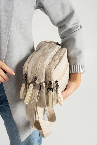 Kadın Postacı Çanta 24*16 Cm Hafif Poliamid Su İtici Yumuşak Kumaş Çapraz Askılı Omuz Çantası - Resim 5