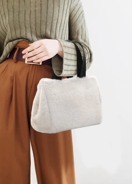 The Mia Peluş Çanta Beyaz 24x30 cm - Resim 2