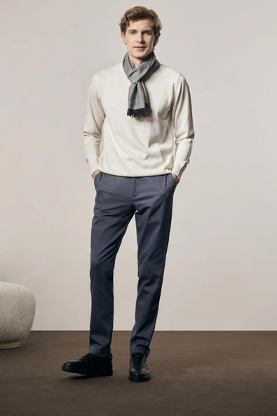 İndigo Mavi Yan Cep Düz Paça Pamuklu Comfort Fit Chino Casual Pantolon 1003255166 ürün görseli