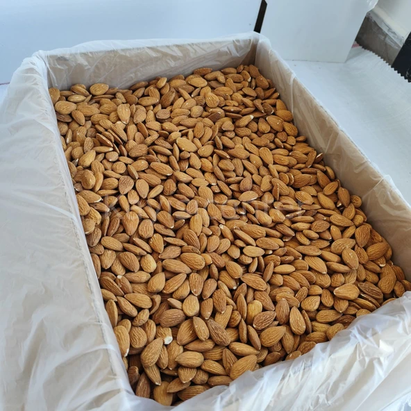 Toptan İthal Çiğ Badem 8 Kg - 4