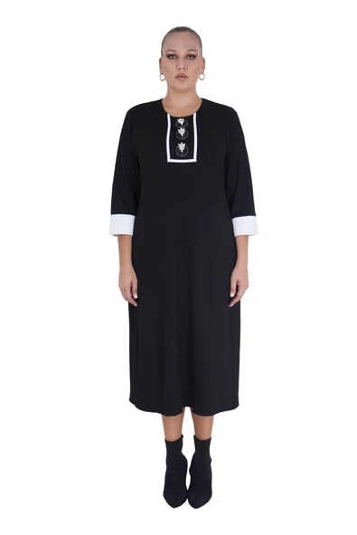 Kadın Büyük Beden Siyah Dizaltı Yarım Kol Elbise