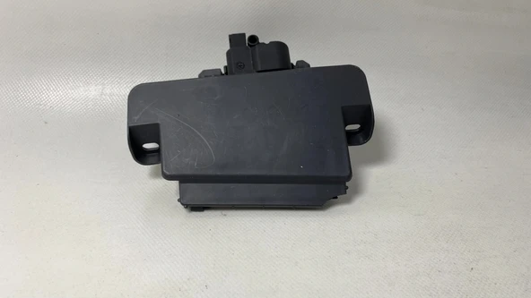 Torpido Kapağı Kilidi Renault Megane 2 8200229379 MAİS ürün görseli