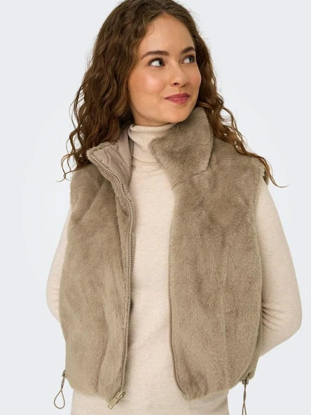 Only Dana Faux Fur Polar Kadın Yelek 15348986 - Resim 5
