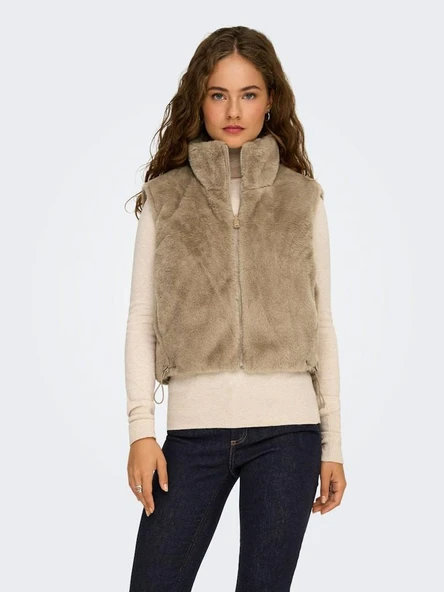 Only Dana Faux Fur Polar Kadın Yelek 15348986 ürün görseli 1
