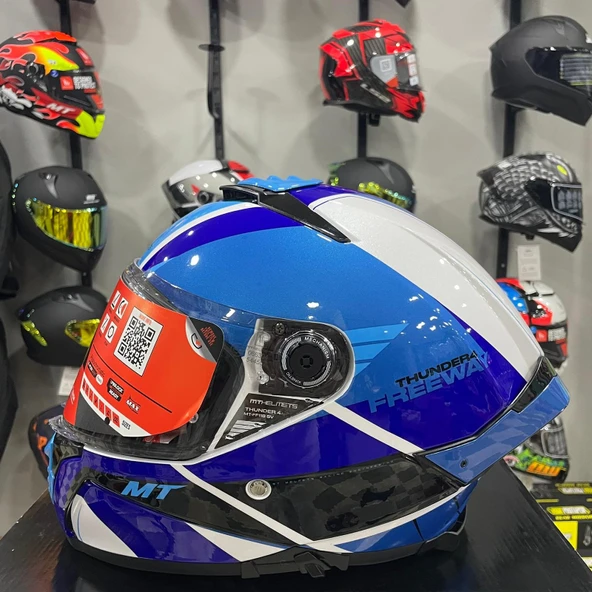 Thunder 4 SV Freeway A17 Parlak Kapalı Kask ürün görseli