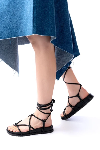 İnfon Ayakkabı Marketi Sandalet1001-1001 Siyah Bilekten Bağcıklı Kadın Sandalet - Resim 4