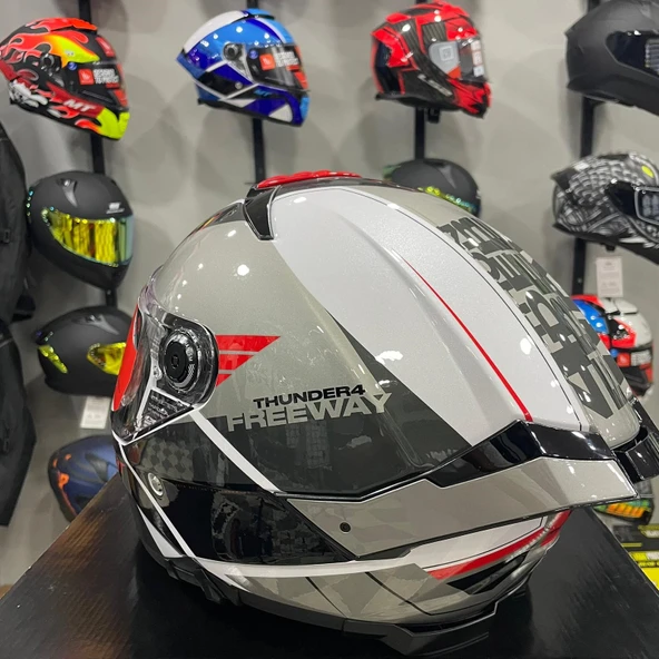 Thunder 4 SV Freeway A5 Parlak Kapalı Kask - Resim 4