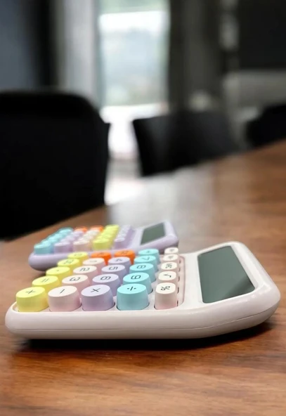 12 Haneli Güneş Enerjili Hesap Makinesi - Açılı Geniş Ekran, Çift Güç Kaynağı Solar Pil BEYAZ RENK - 7