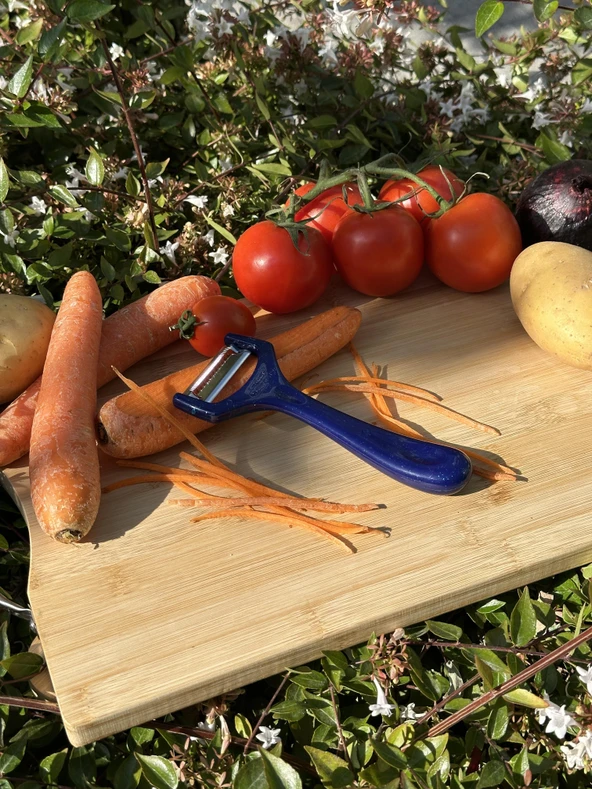 Solingen Mavi Jülyen Soyacak – Paslanmaz Alman Çeliği, Ergonomik Sap, Orijinal (Tekli) ürün görseli