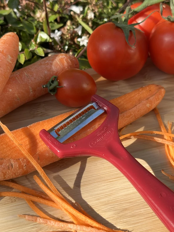 Solingen Pembe Jülyen Soyacak – Paslanmaz Alman Çeliği, Ergonomik Sap, Orijinal (Tekli) - Resim 2