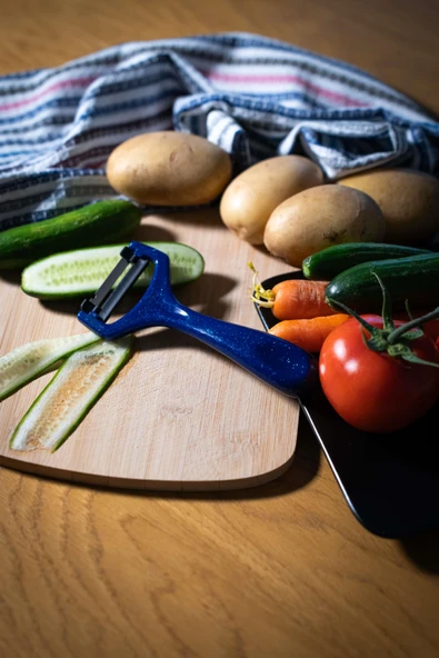 Solingen Simli Mavi Sapan Soyacak – Paslanmaz Alman Çeliği, Ergonomik Sap, Yüksek Keskinlik - Resim 2