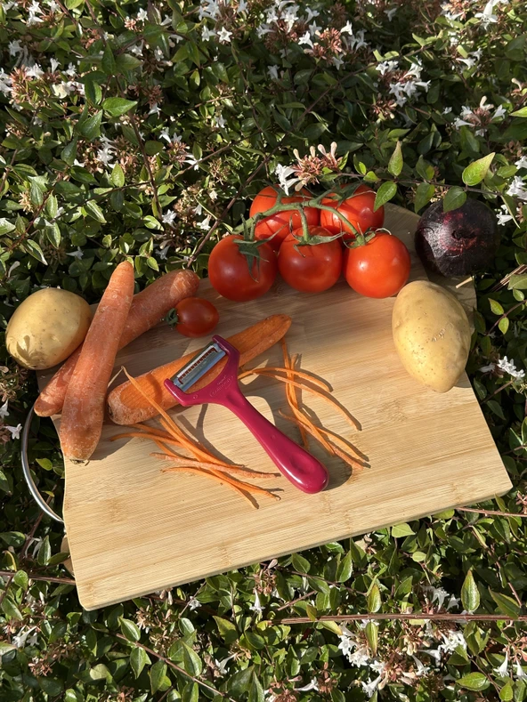 Solingen Pembe Jülyen Soyacak – Paslanmaz Alman Çeliği, Ergonomik Sap, Orijinal (Tekli) ürün görseli