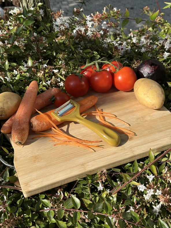 Solingen Gold Jülyen Soyacak – Paslanmaz Alman Çeliği, Ergonomik Sap, Orijinal (Tekli) ürün görseli