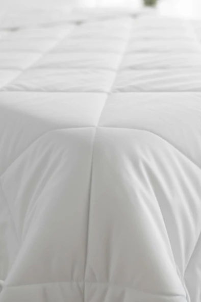 Niron Çift Kişilik Yorgan + 2 Adet Yastık Seti – 195x215 cm 4 Mevsim Mikrofiber Konfor - Resim 4