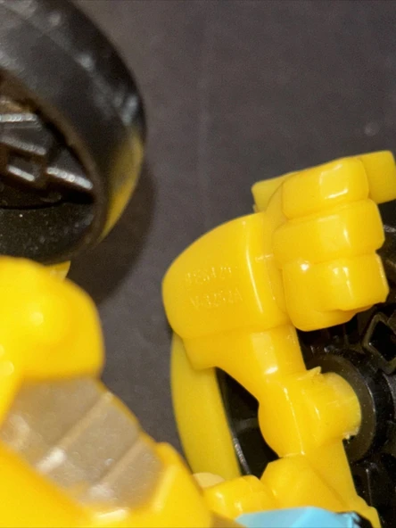 Hasbro Transformers Playskool Rescue Bot - Bumblebee Action Figure mini - 5