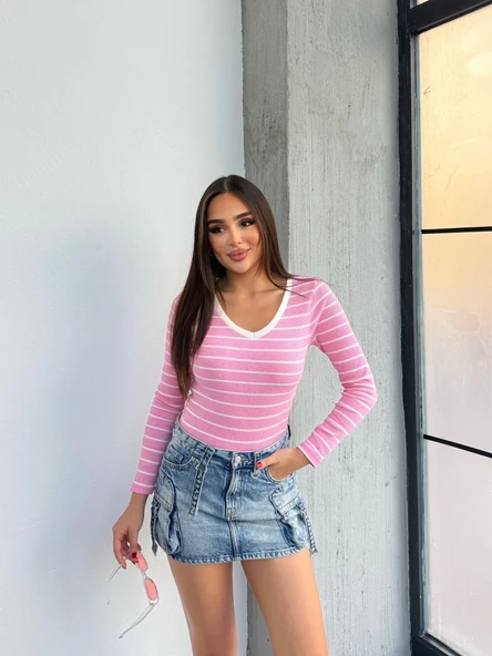 V yaka çizgili bluz pembe ürün görseli