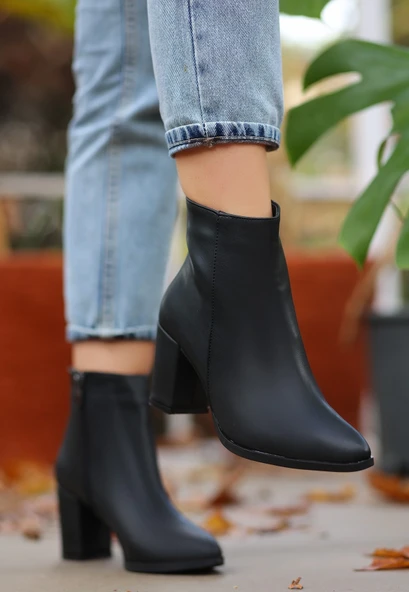 Biya Siyah Cilt Topuklu Bot - Resim 3