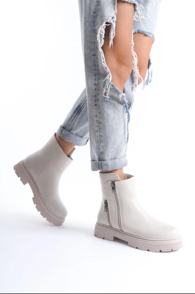 Menta Bej Cilt Fermuar Aksesuarlı Bot ürün görseli