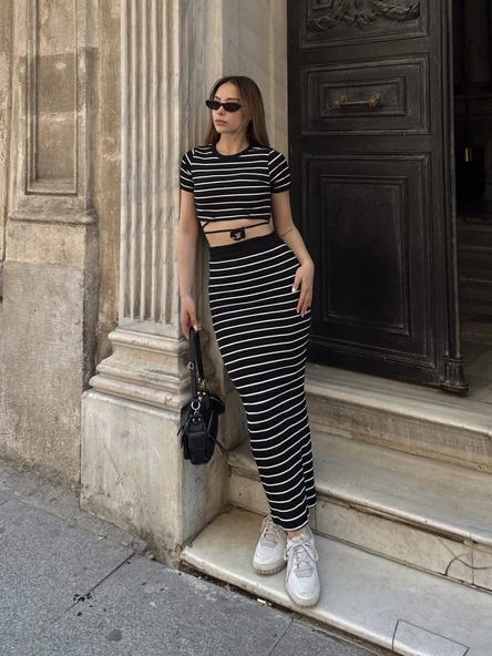 Çizgili etekli takım siyah s3609 ürün görseli